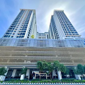 https://city-centre-the-shore-by-casa-yolo.kotakinabaluhotels.net