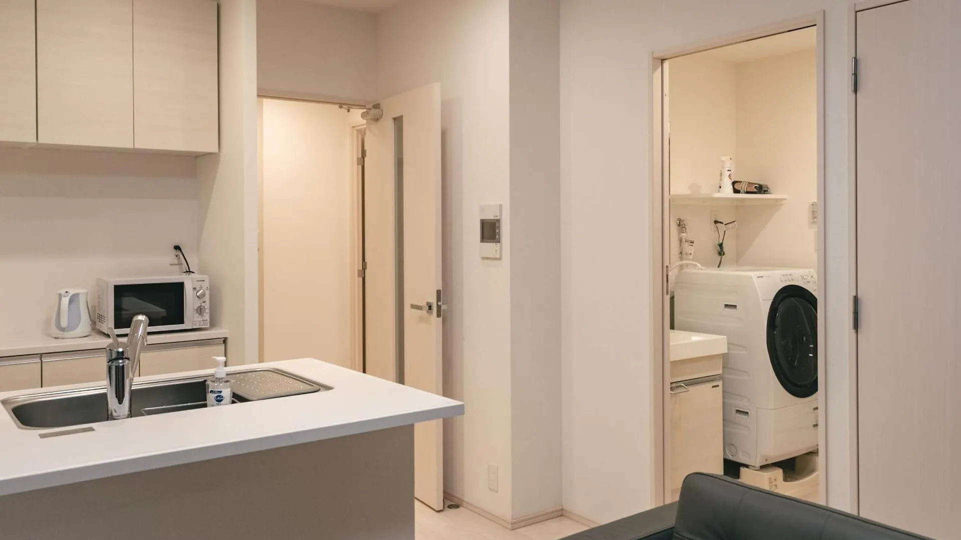 Appartement 谷町君ホテル　難波80 Osaka Japan